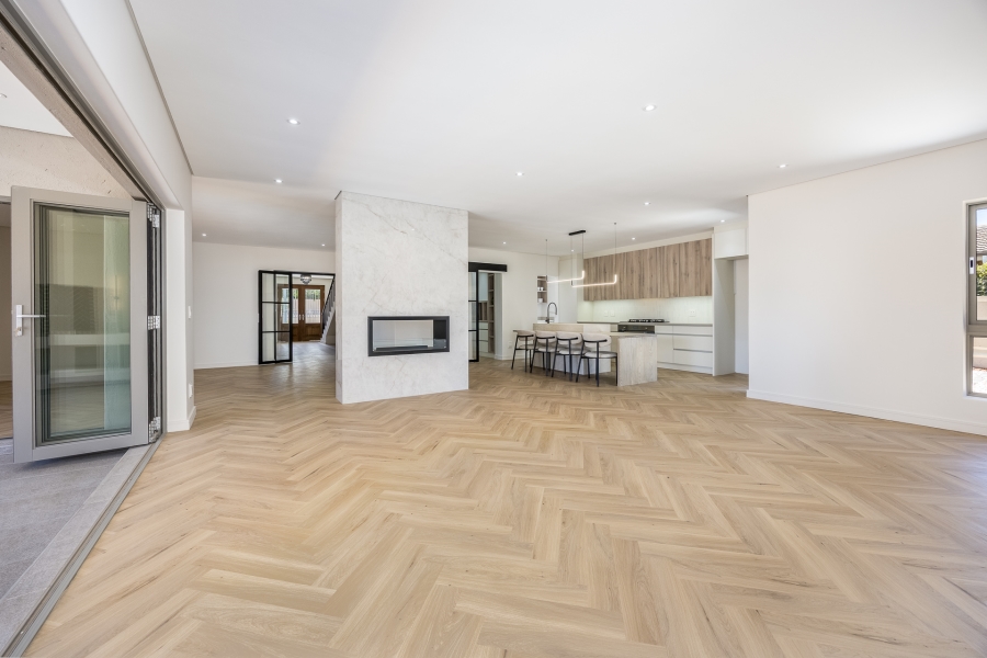 4 Bedroom Property for Sale in Vierlanden Western Cape